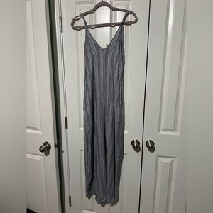 Elan Small Maxi Dress